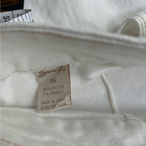 NEW Seven7 Premium Denim Cropped Jeans White Women's Size 16 - Picture 7 of 14